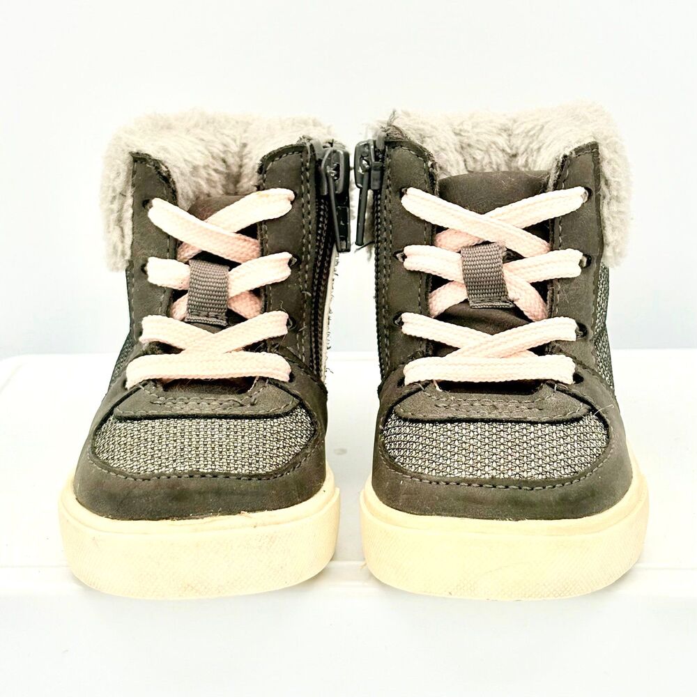 OshKosh B'gosh Toddler size 5 Girls' Hi-Top Glitter Winter Fashion Boots